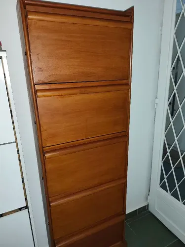 Sapateira em madeira ( aceito trocas)