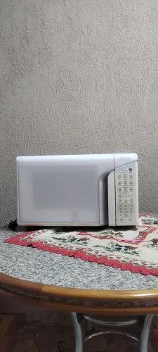 Micro-ondas Electrolux 31L Ponto Certo Branco