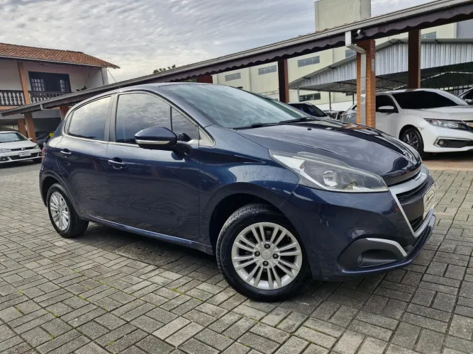 Peugeot 208 Active/active Pack 1.5 Flex 8V 5P 2017