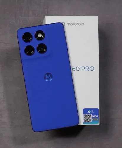 Moto edge 60 pro 5G 256GB/12GB de ram semi novo