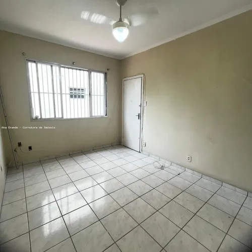 Apartamento para Locação em Santos, Macuco, 1 dormitório, 1 banheiro