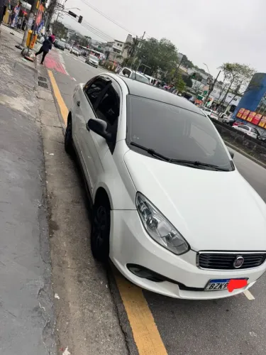 Fiat Grand Siena Attractive 1.0 Flex 8V 4P 2019