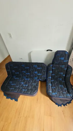 Sofá cama semi novo VW8150