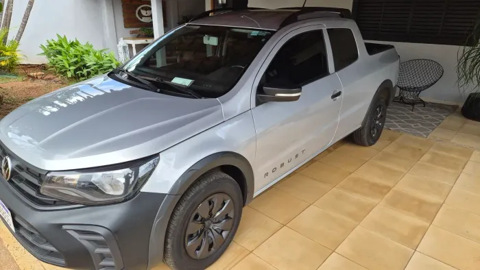 Volkswagen Saveiro Robust 1.6 Total Flex 16V CD 2024