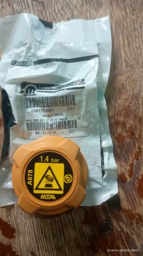 Tampa reservatório de água Fiat  Fire 