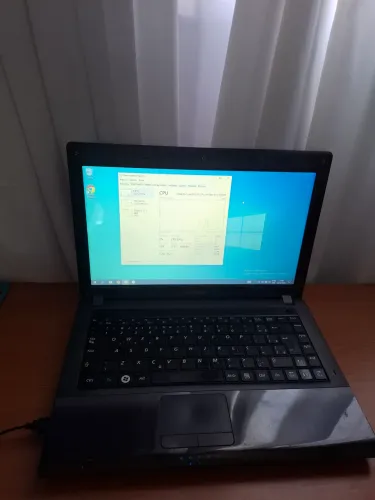 Notebook Samsung i3