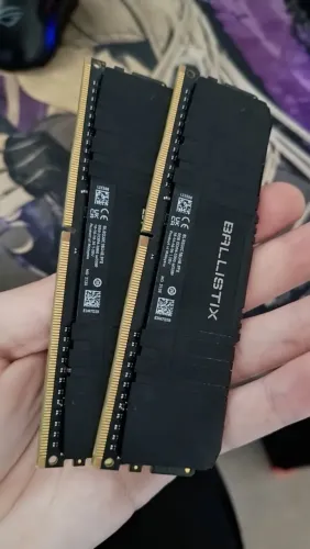 Memória RAM Crucial Ballistix 16GB (2x8GB) DDR4 2666 MHz CL16