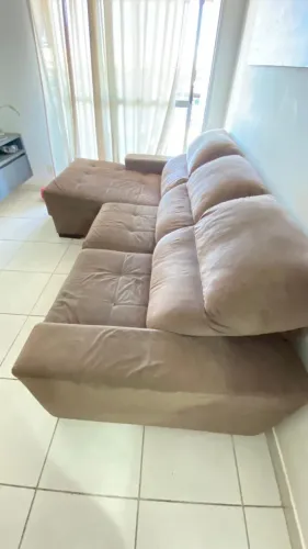 Sofá retrátil e reclinável