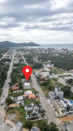 Terreno de 325m² em Mariscal a 400m do mar