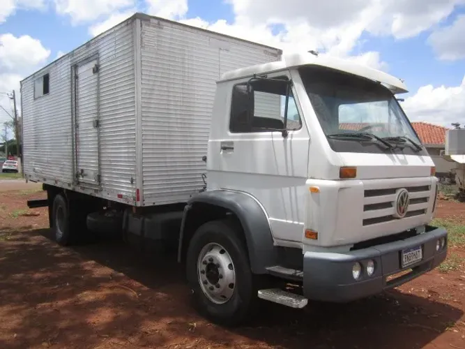 VW Volkswagen 13-180 Baú Oficina