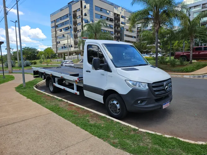 Caminhão Guincho Plataforma Sprinter truck 516 CDI  Ano 2022 Completo. 