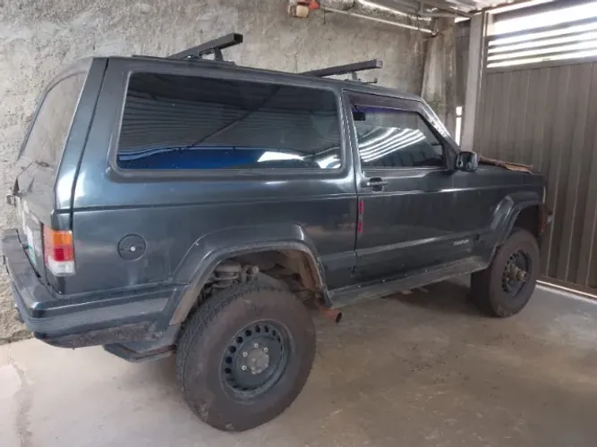 Engesa Engesa 4X4 2.5/4.1 1992
