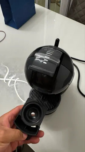 Cafeteira Mini Me preta 110v Dolce Gusto