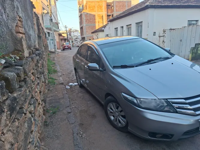 Honda City Sedan LX 1.5 Flex 16V 4P Aut. 2013