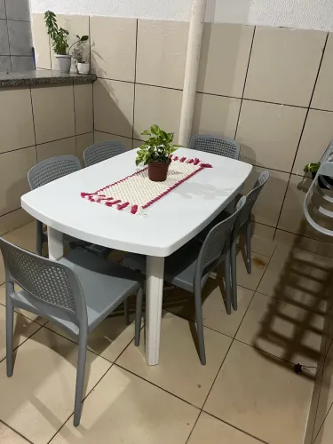 Mesa com cadeiras