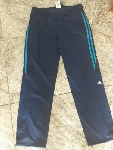 Calça esportiva Adidas