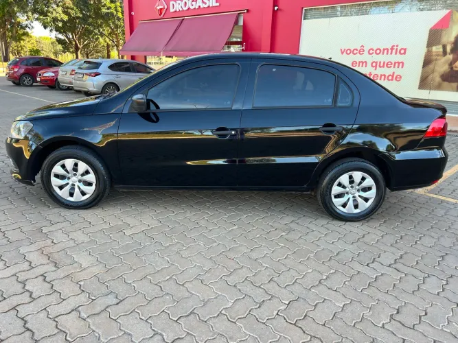 Volkswagen Voyage Trendline 1.0 T.flex 8V 4P 2015