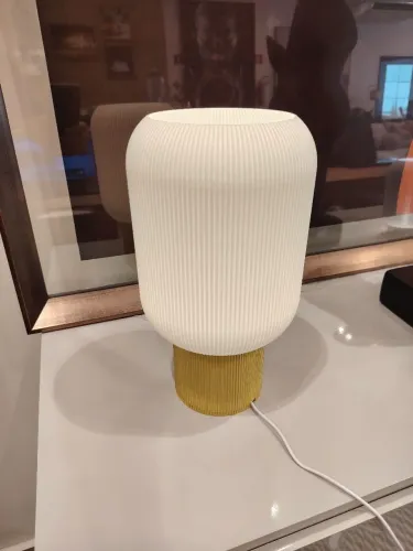 Luminária Com 3 opções de Luz