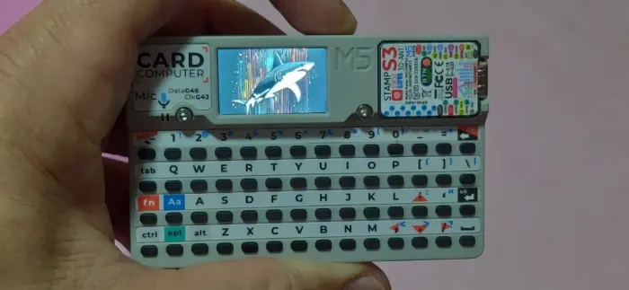 M5Stack Cardputer - Mini computador portátil para programação/IoT