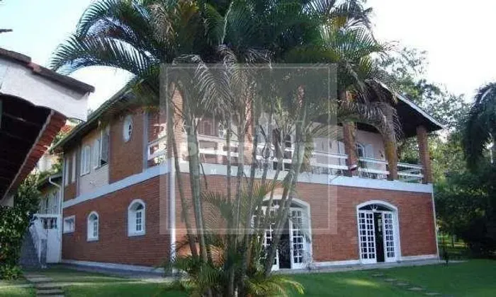 CONDOMÍNIO ALTO PADRÃO EM CAJAMAR - SP!