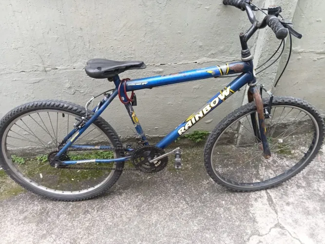 Bicicleta semi nova