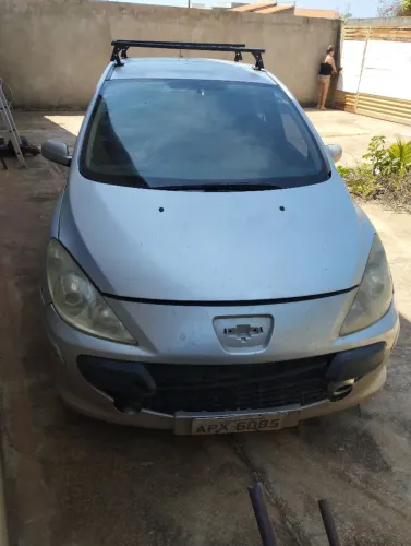 Peugeot 307 Sed. Presence 1.6 Flex 16V 4P 2008