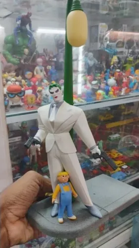 Figura Coringa Batman The Dark Knight Returns 15 cm