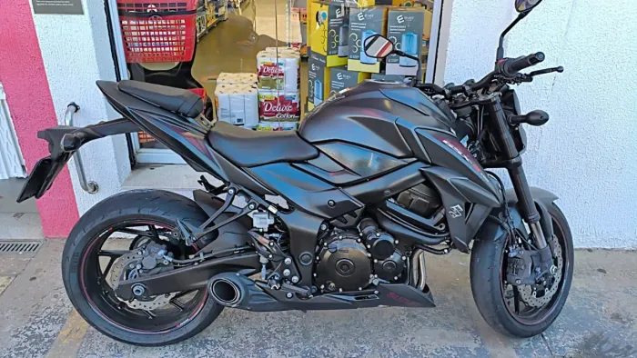Vendo Moto Suzuki GSX-S750