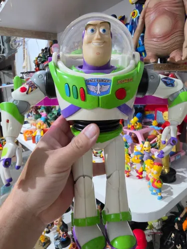 Buzz ligthier toy story 