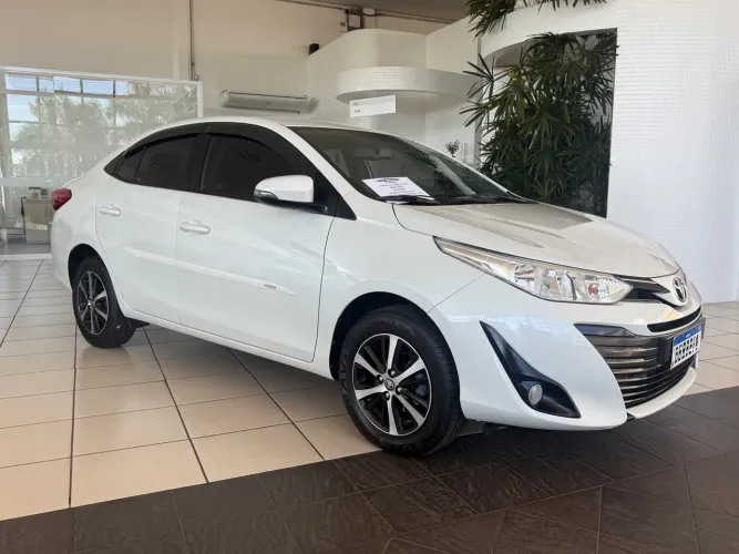 Toyota Yaris XS Sedan 1.5 Flex 16V 4P Aut. 2020