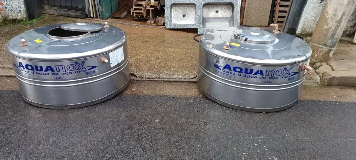 2 - CAIXAS D"ÁGUA INOX /// R$1700,00 CADA ( SEMINOVAS )