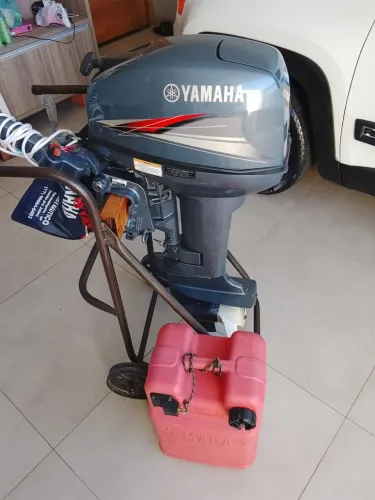 Yamaha 15 HP 2013 Muito bem conservado