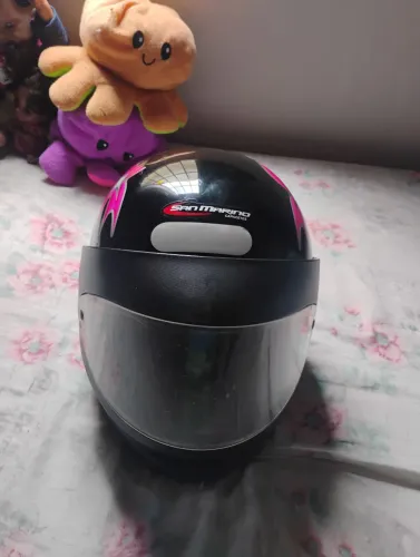 Capacete San Marino Femme preto rosa