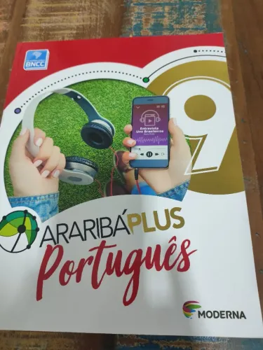 Livro Araribá Plus Português