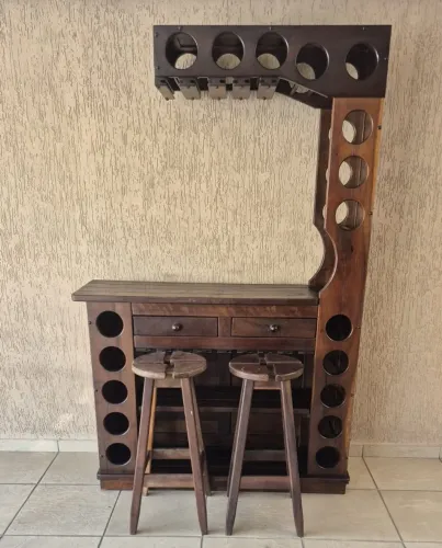 Bar de Madeira Rústico Completo - R$ 1.499
