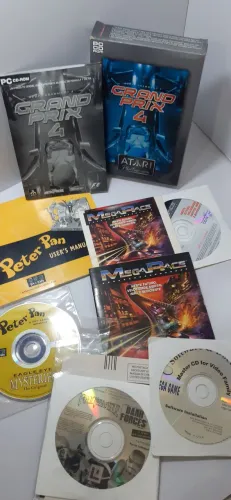 Jogos de PC. O Grand Prix somente caixa e o encarte. FullThrottle está lacrado