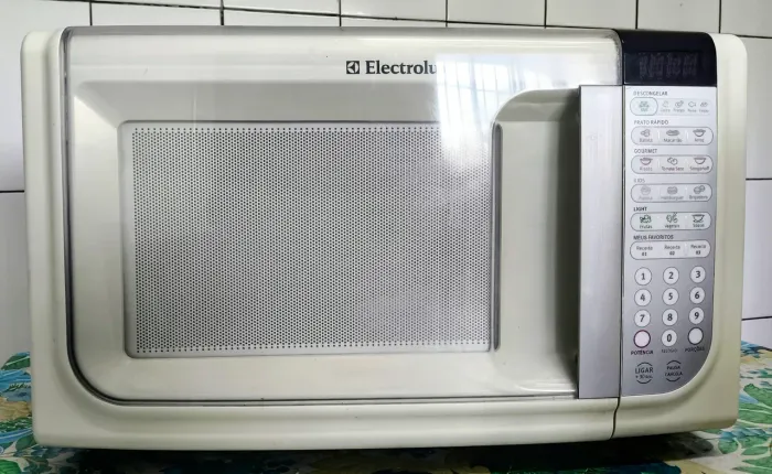 Microondas Electrolux 31 Litros