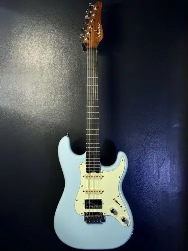 Guitarra Stratocaster Schecter Nick Johnston HSS