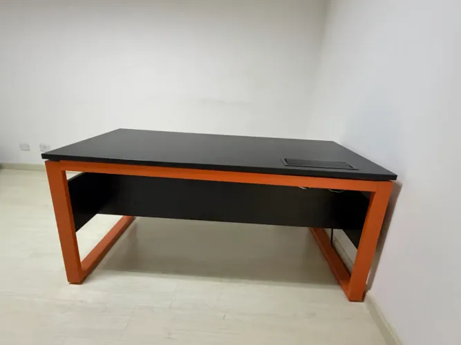 Mesa executiva retangular de escritório