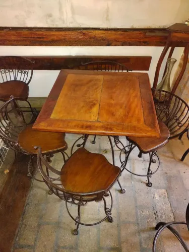 Mesa de madeira
