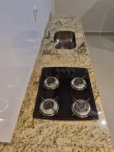 PIA DE GRANITO ORNAMENTAL + FOGÃO ATLAS 4 BOCAS - R$ 750