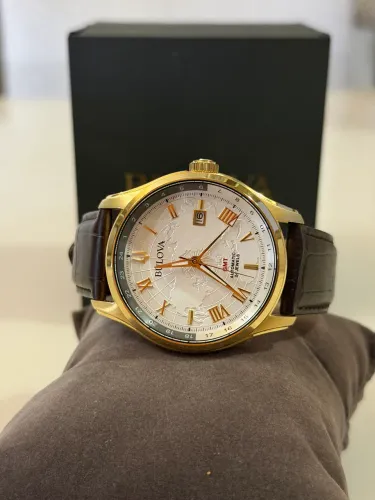 Relógio Bulova Wilton automático gmt