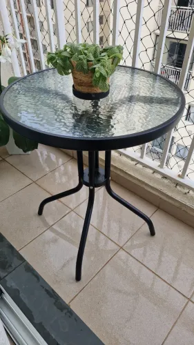 Mesinha área gormet