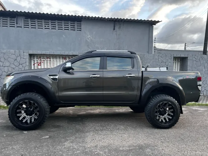 Ford Ranger XLT 3.2 20V 4X4 CD Diesel Aut. 2013