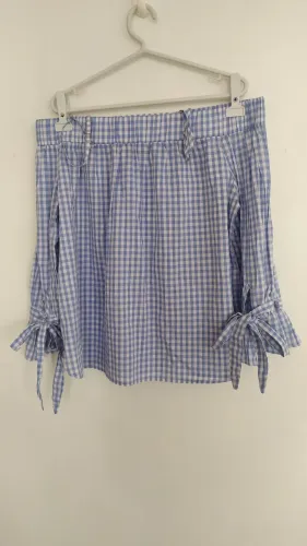 Blusa xadrez ombro a ombro com manga 3/4 Tam P