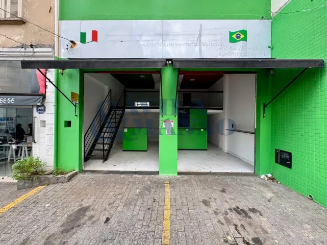 Salão Comercial para Locação na Mooca, São Paulo-SP: 2 Salas, 2 Banheiros, 2 Vagas de Gara