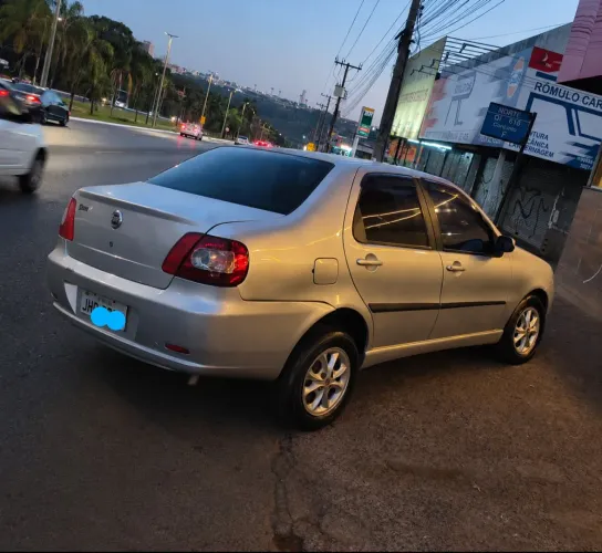 Fiat Siena Tetrafuel 1.4 MPI Fire Flex 8V 4P 2007