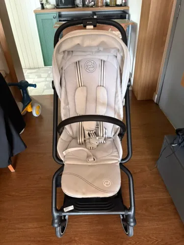 Carrinho Cybex Eezy S Twist+2 Fog Grey (Black Frame) + Rain Cover
