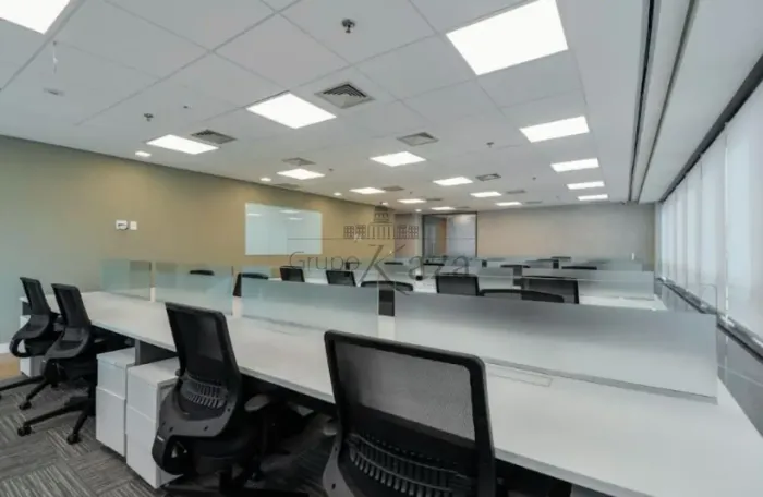 Conjunto Comercial Mobiliado - Vila Olímpia - 260m².