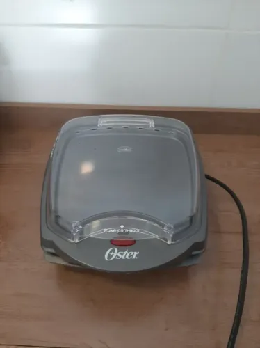 Grill Elétrico Oster Burguer 2 em 1 com Estufa 110V